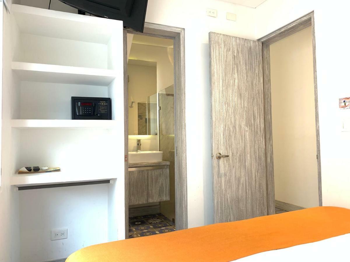 Hotel Casa Serrezuela Cartagena ภายนอก รูปภาพ